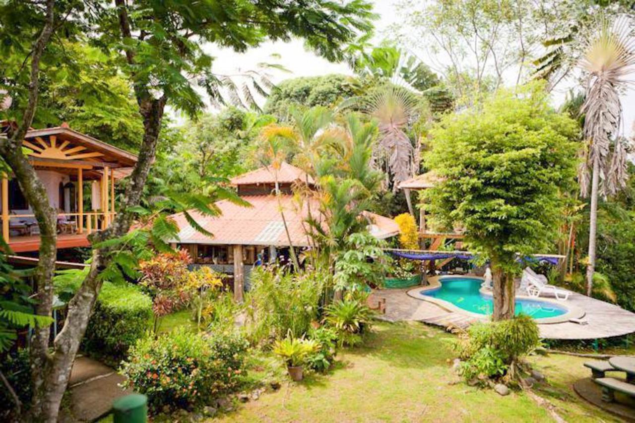 Pacific Edge Eco Lodge Dominical Exterior photo