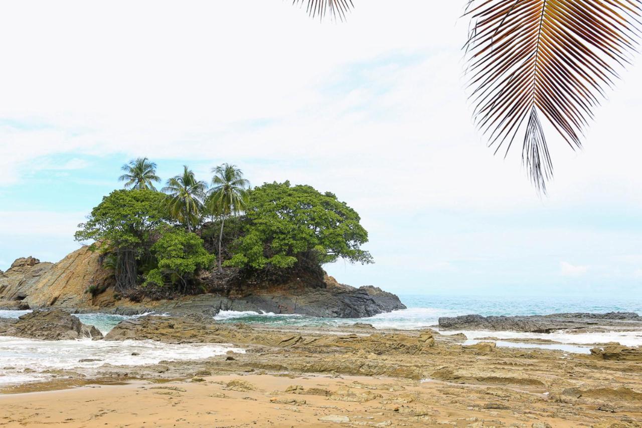 Pacific Edge Eco Lodge Dominical Exterior photo