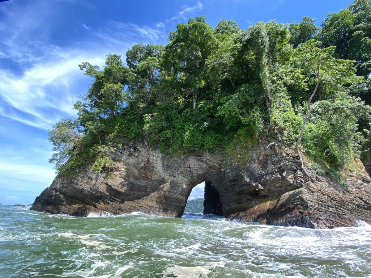 Pacific Edge Eco Lodge Dominical Exterior photo